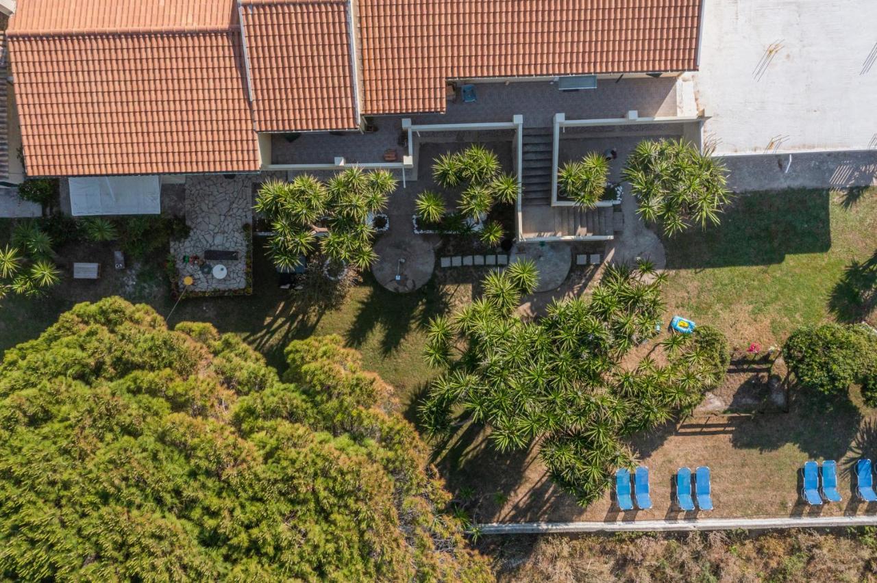 Lazaris Apartments Almiros Beach Ngoại thất bức ảnh